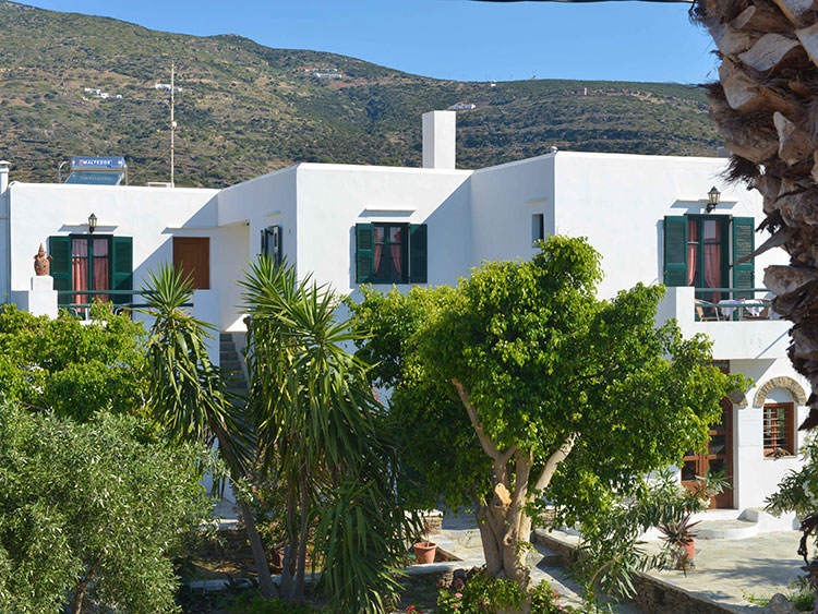 Cyclades Beach rooms in Sifnos